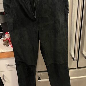 Women’s black suede pants by Etcetera.  Size 6 Never worn‎ no tags.
